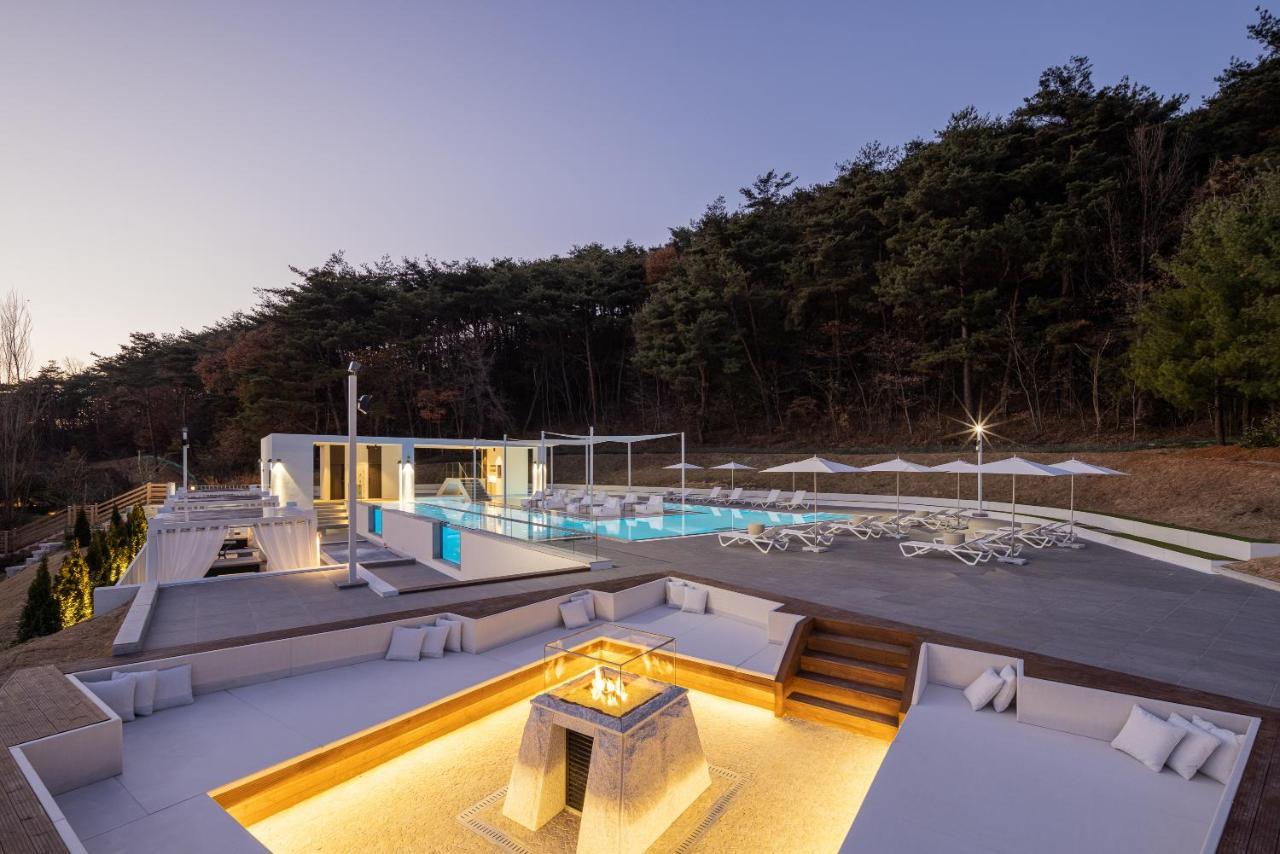 The Suites Hotel Namwon Esterno foto