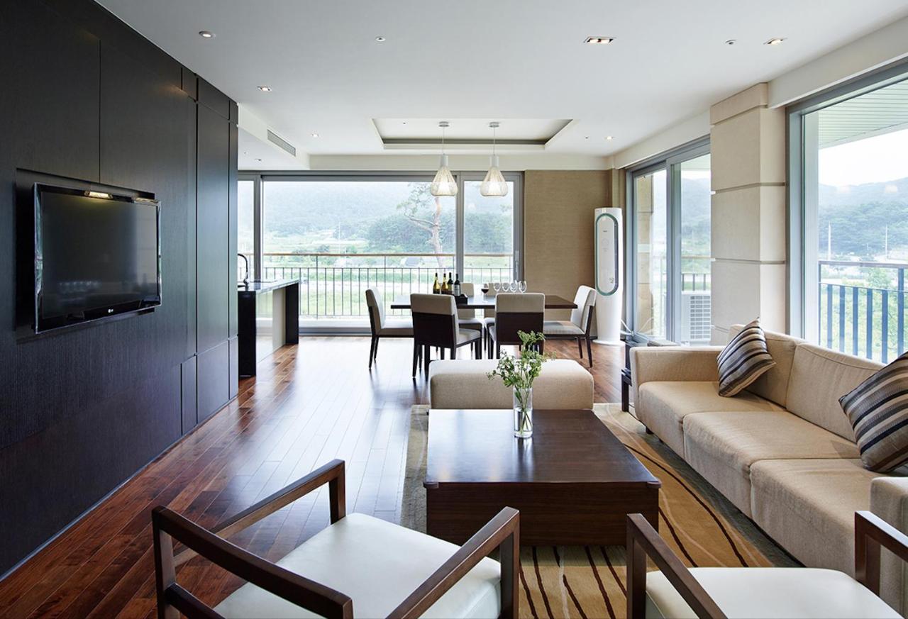 The Suites Hotel Namwon Esterno foto