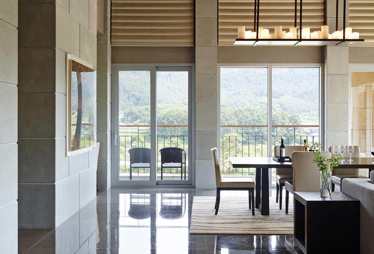 The Suites Hotel Namwon Esterno foto
