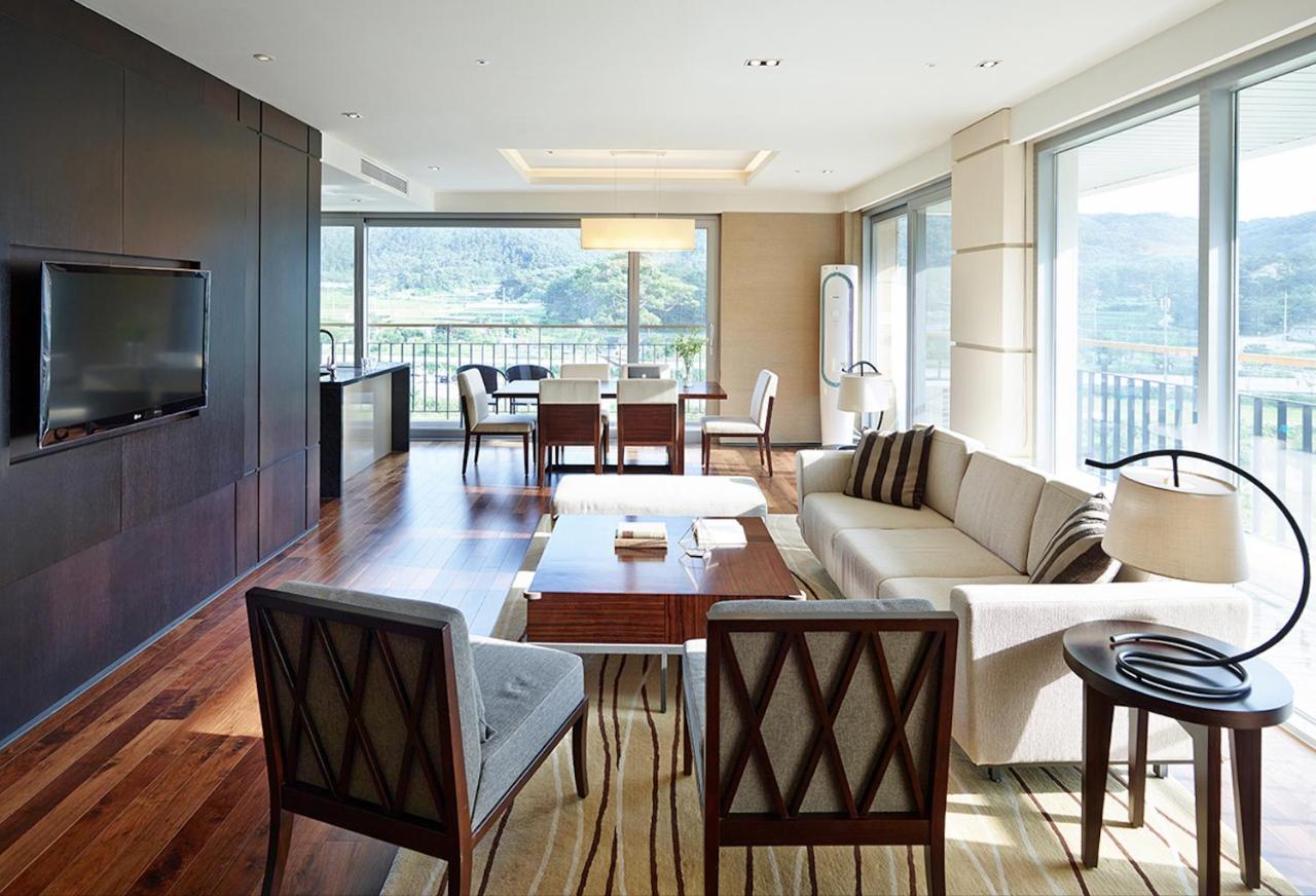 The Suites Hotel Namwon Esterno foto