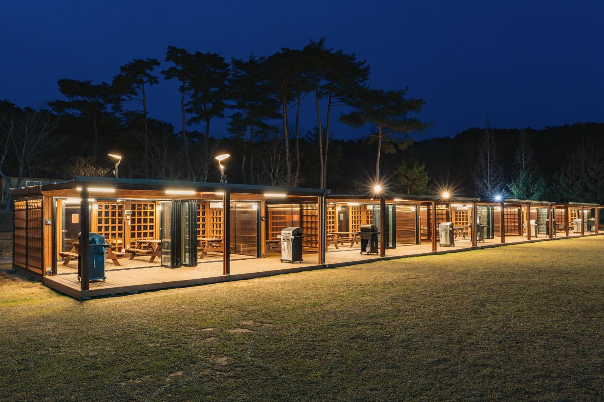 The Suites Hotel Namwon Esterno foto