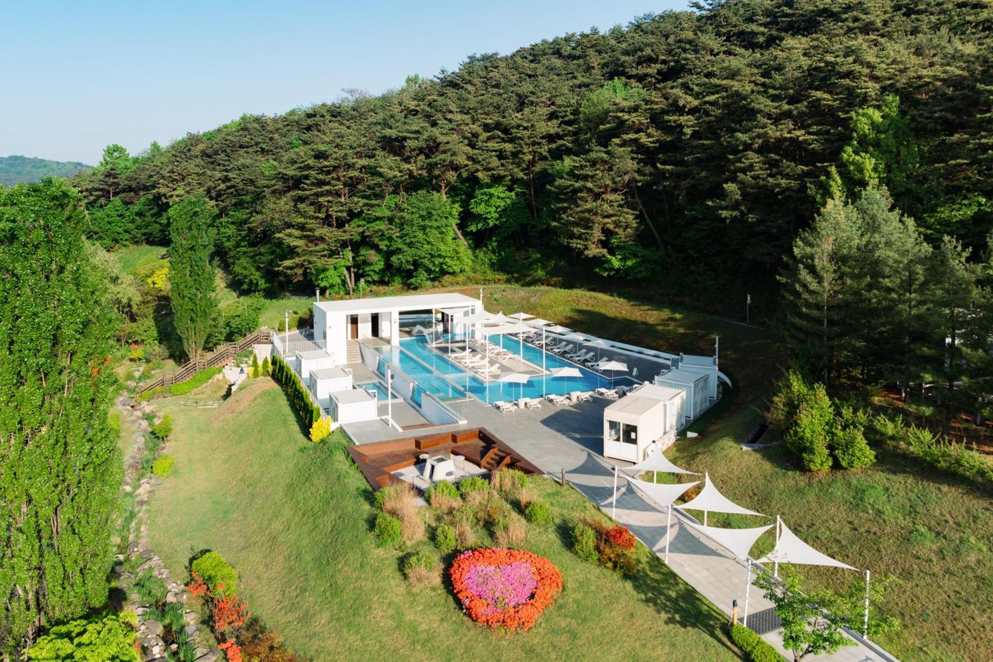 The Suites Hotel Namwon Esterno foto