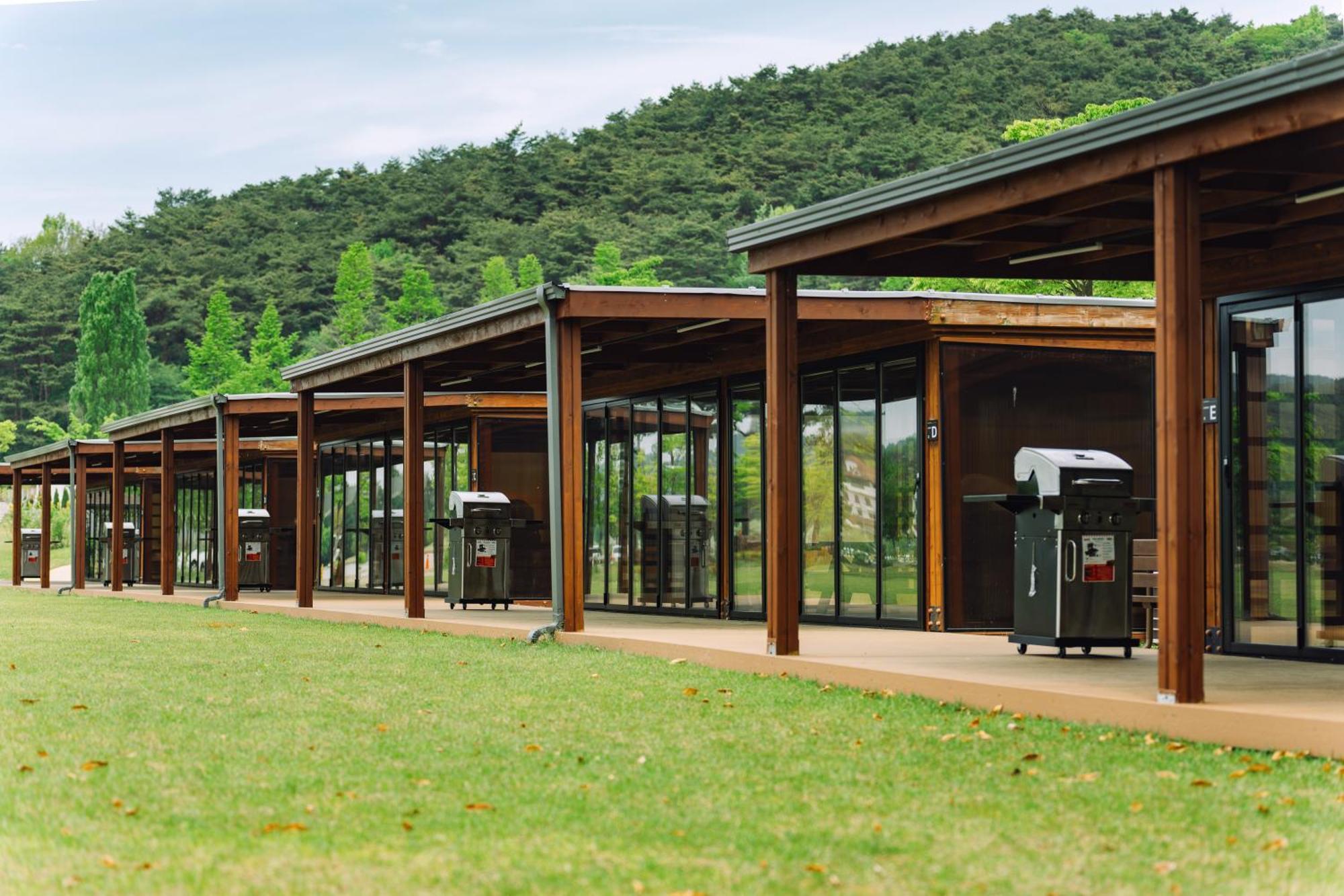 The Suites Hotel Namwon Esterno foto
